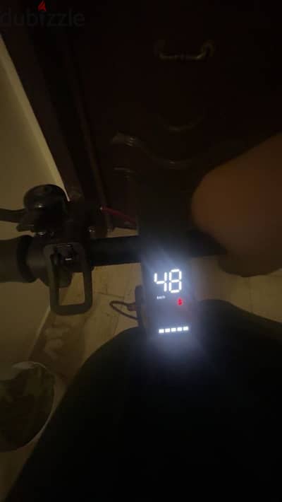سكوتر كهربائي استعمال خفيف وسرعته 50