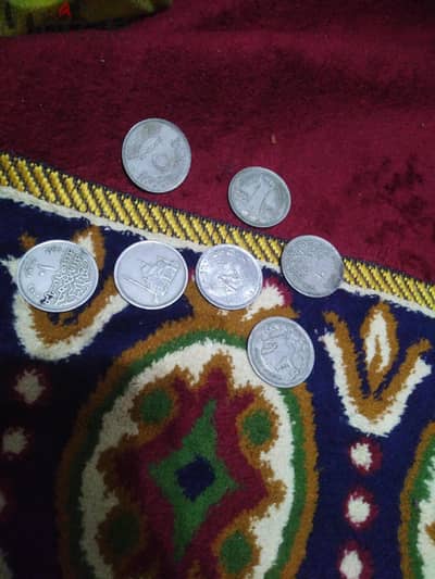 عملات معدنية قديمه