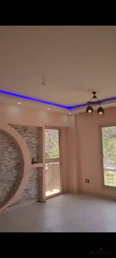 Apartment for rent unfurnished in Compound Italian Square Hadayeq October