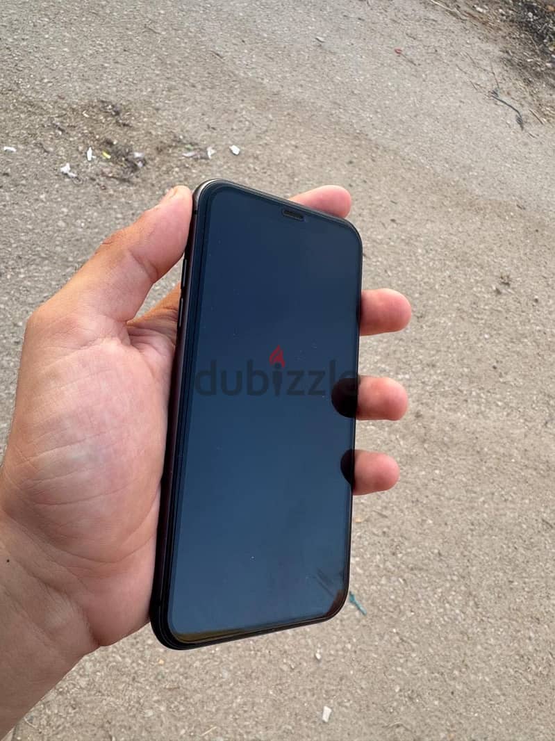 Apple - iPhone 11 3