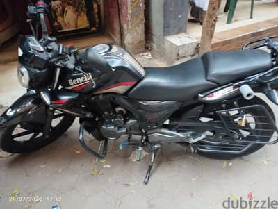 بنلي vlr150 للبيع