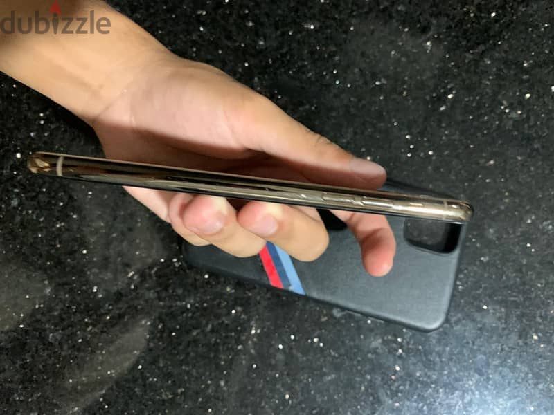 iphone 11 pro max 2