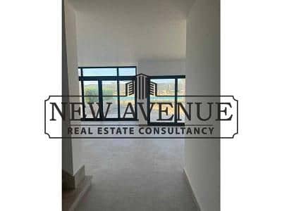 Twin house very prime location First row lagoon Bahary in Swan Lake North coast