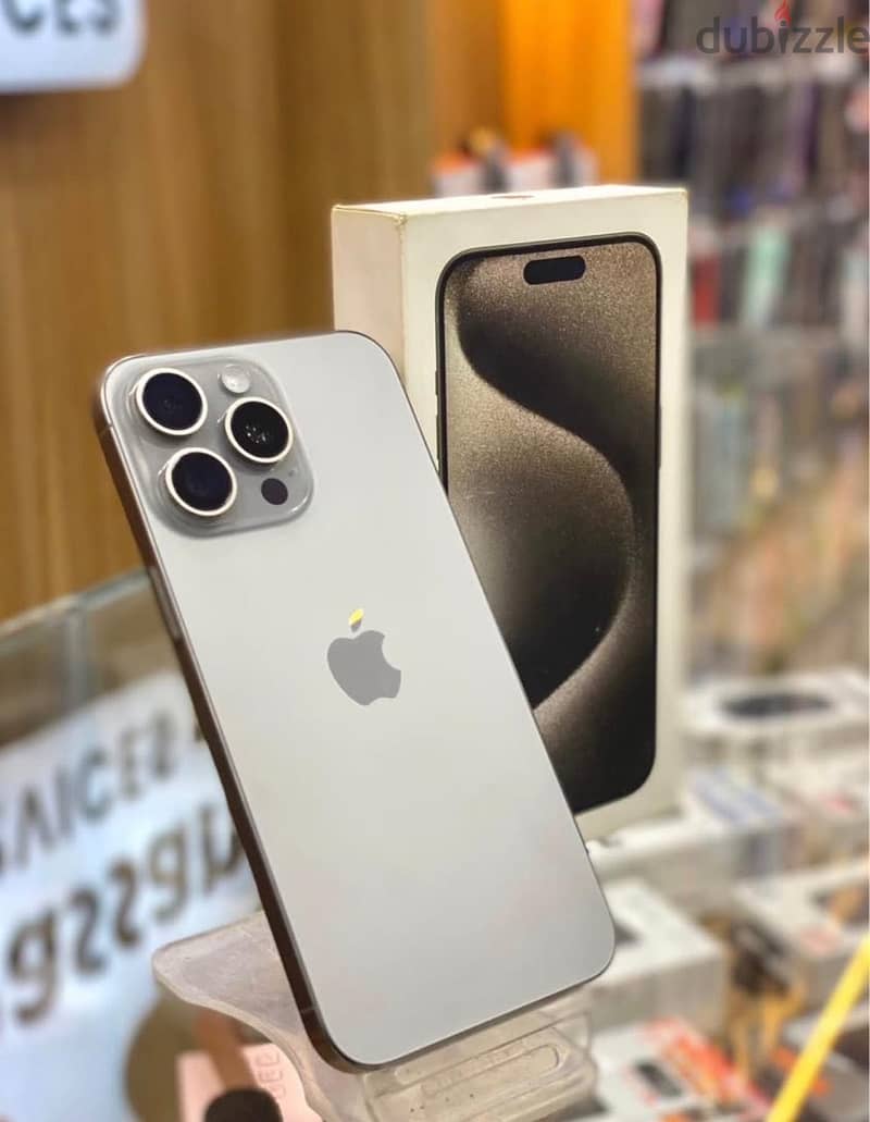 Apple - iPhone 15 Pro Max 3