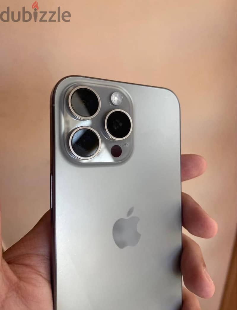 Apple - iPhone 15 Pro Max 5