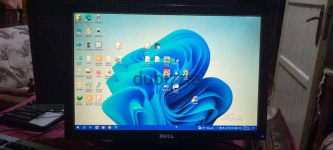 ديل 17 بوصة Lcd مفهاش الهوى مدخل فيجا الوانها 10%10  تجربة عند الاستلا