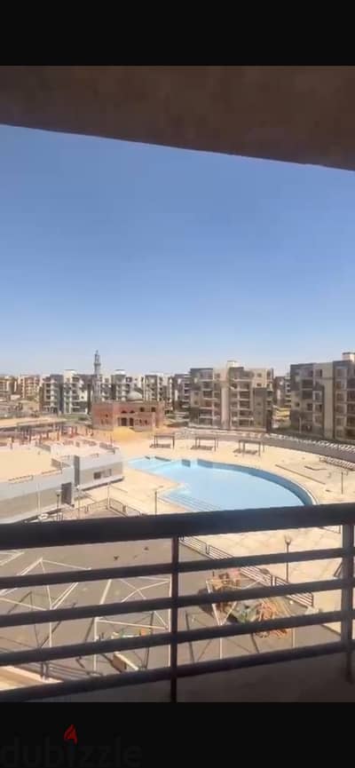 فرصة للبيع في كمبوند جنة أكتوبر