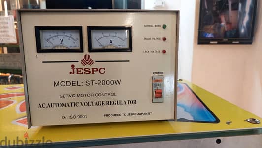 منظم جهد كهربائي JESPC ST-2000W Servo 2000W بحالة جيدة