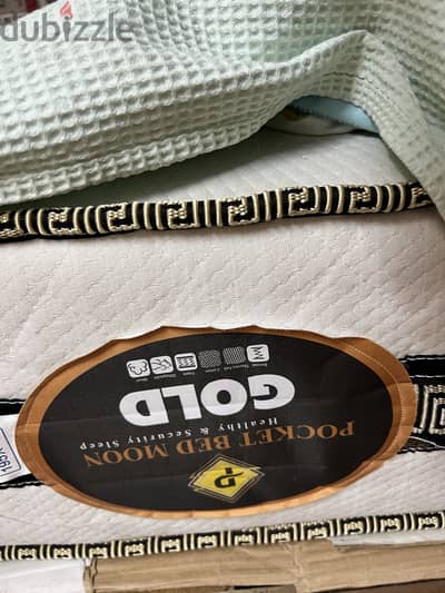 مرتبة سرير