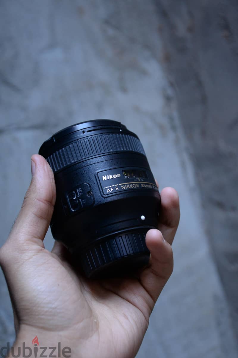 85 Nikon 2
