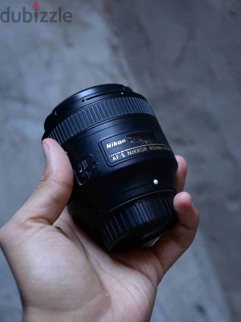 85 Nikon 3