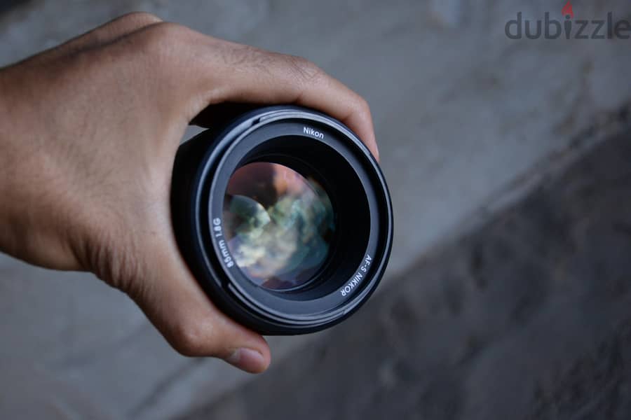 85 Nikon 6