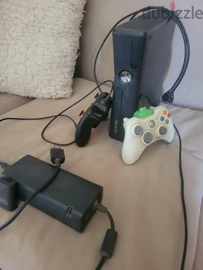 xbox 360 slim سعر لقطة ونهائي
