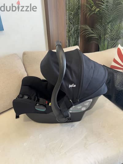 Brand new carseat joi.  (I gemm 3 ) can be used over yoyo stroller