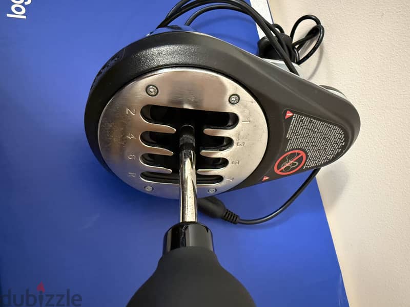 Logitech g923 1