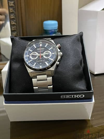 ساعة sieko جديدة لم تستخدم بكل مشتملاتها