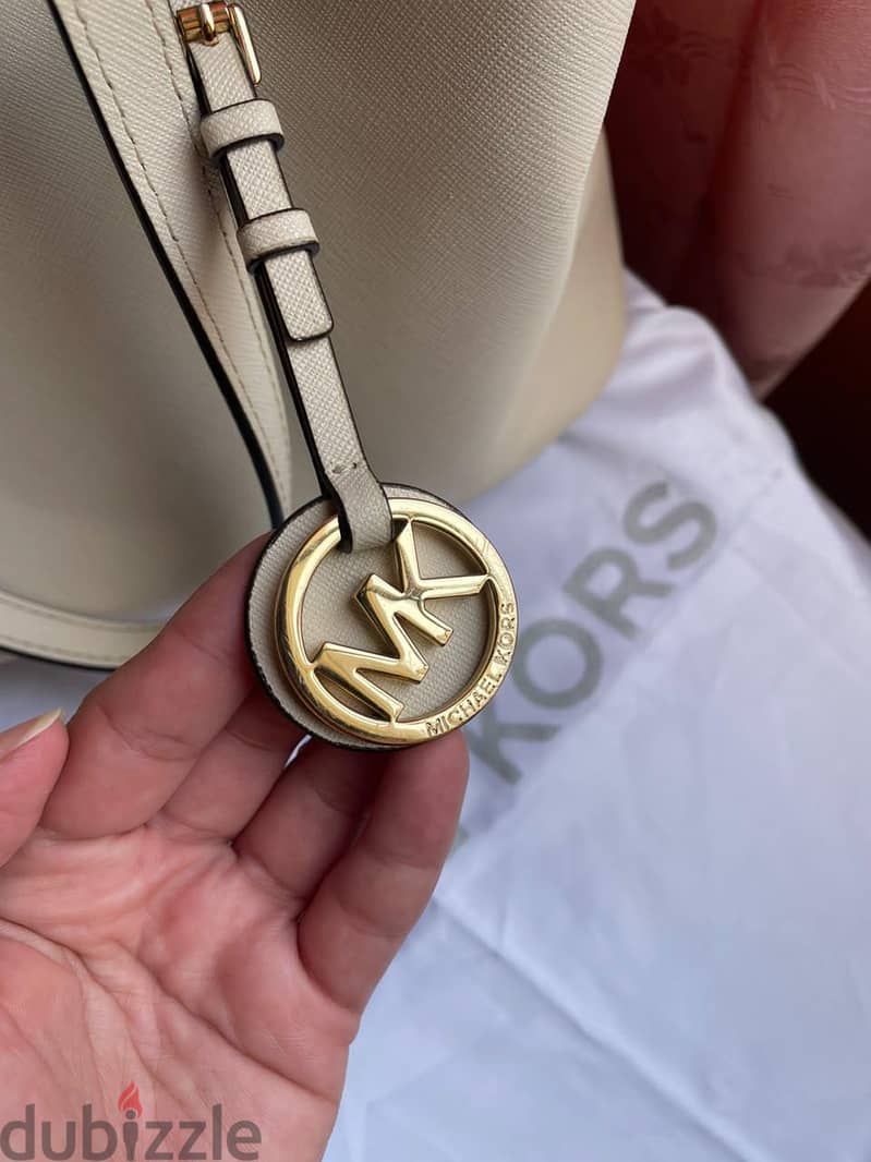 Micheal Kors large bag 1