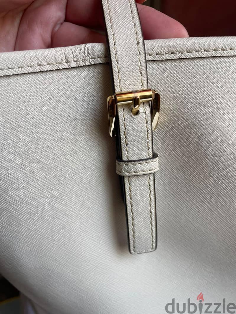 Micheal Kors large bag 4
