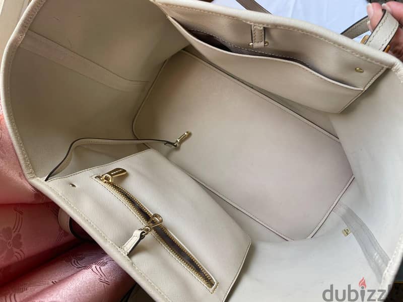 Micheal Kors large bag 8