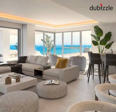 شاليه متشطب بالتكييفات فيو صف اول بحر للبيع في راس الحكمة الساحل الشمالي كالي كوست cali coast ras elhekma north coast