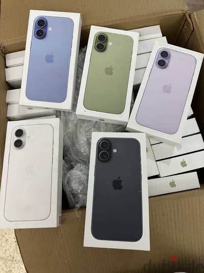 IPHONE 17 256 GB جديد متبرشم ضمان سنه من ابل