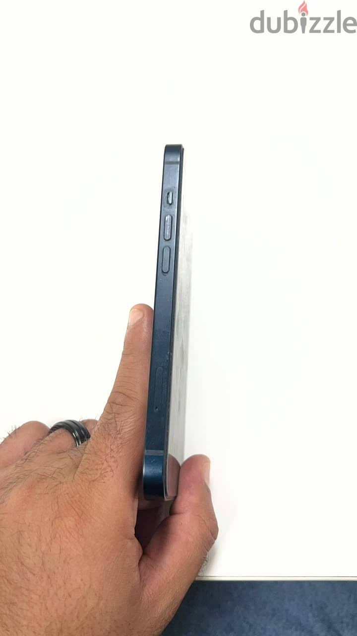 iphone 13 128G Battery: 81%. 5
