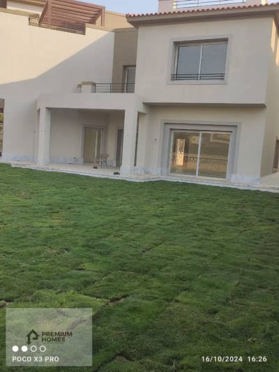 Ultra-super-lux finished villa for rent with air conditioning in a prime location in Palm Hills Katameya PK1 Compound