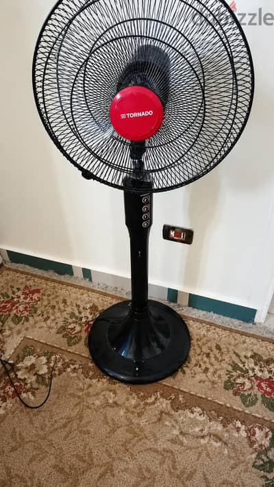مروحة تورنيدو بحالة جيدة