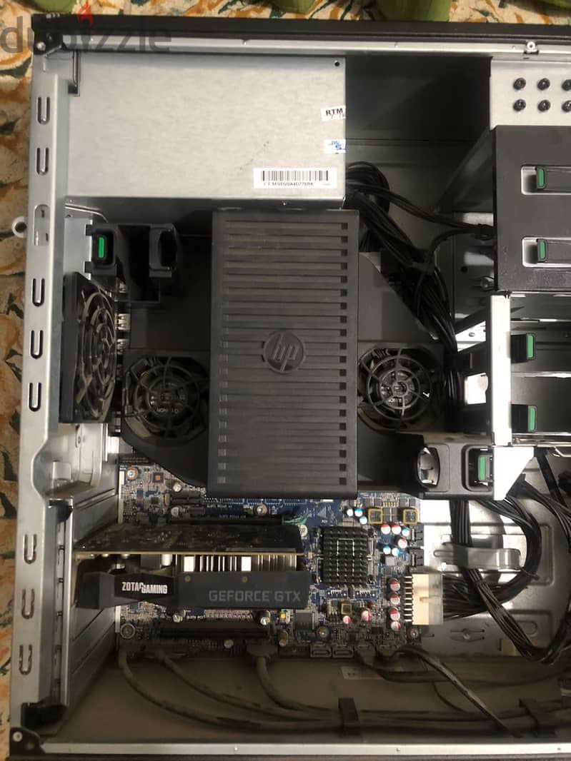 Hp z440 xeon e5 2680 v4 1