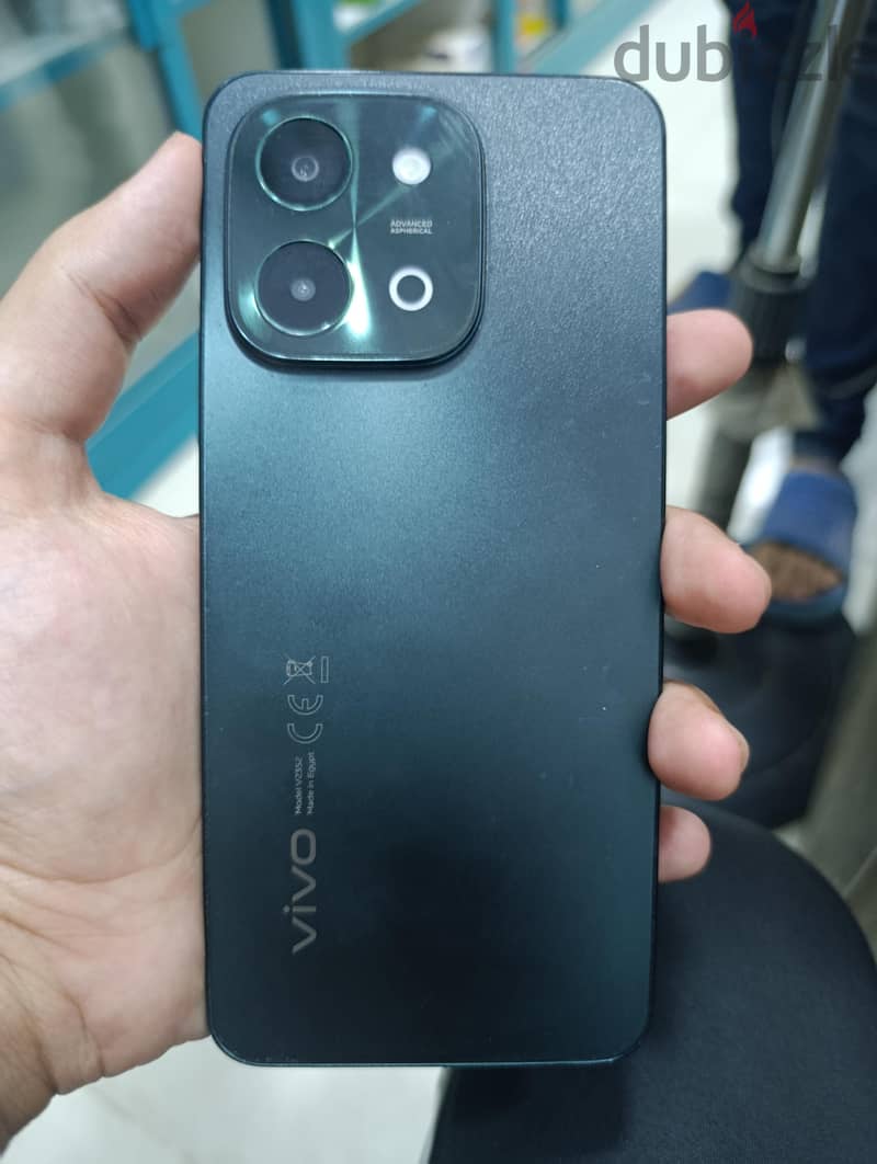 Vivo y28 1