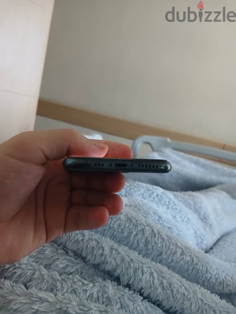 Apple - iPhone 11 Pro 1