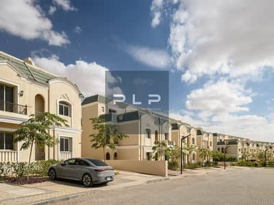 تاون هاوس للبيع اوبن فيو لاند سكيب استلام فوري بسعر لقطه في كمبوند لافينير L'Avenir