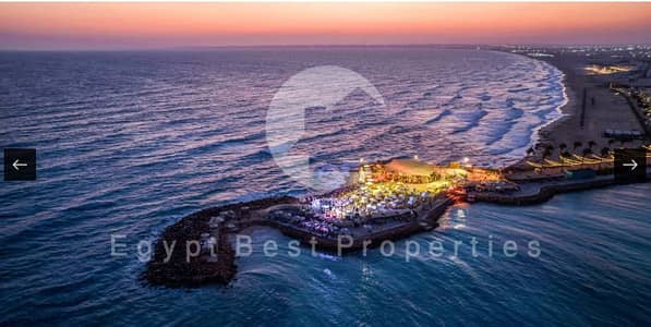 منزل توأم فاخر للبيع منذ أكثر من 10 سنوات في رأس الحكمة