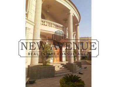 Big Land Huge Built up Area in Narges Villas New Cairo Best Price Private Pool Fully Finished Ready to move Very Prime Location Palace for Sale