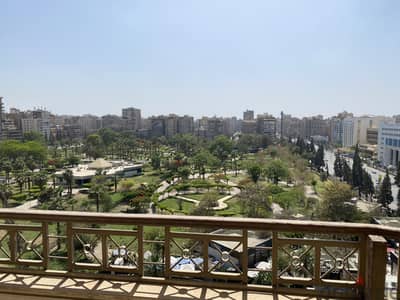 شقة ٣٠٠ متر مفروشة للايجار السنوي للعائلات