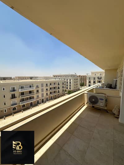 شقة متشطبة بالكامل تشطيب بريميوم بإطلالة مفتوحة للبيع في Hyde Park - القاهرة الجديدة (استلام فوري)