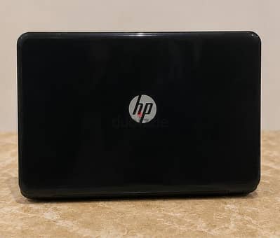 لابتوب HP AMD A4-6210 / RAM 4GB / SSD 128GB – حالة ممتازة