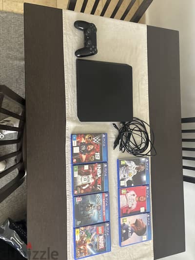 PlayStation 4 slim