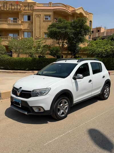 Renault Sandero Stepway 2019 اتوماتيك اعلى فئة