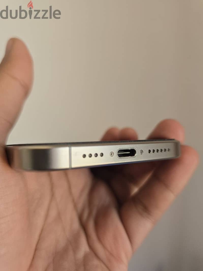 Apple - iPhone 15 Pro Max 1