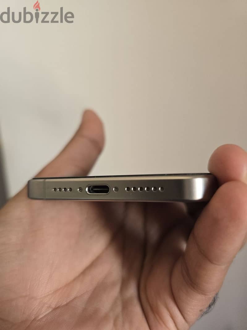 Apple - iPhone 15 Pro Max 2