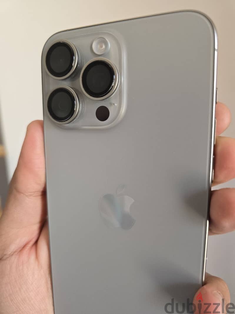 Apple - iPhone 15 Pro Max 7