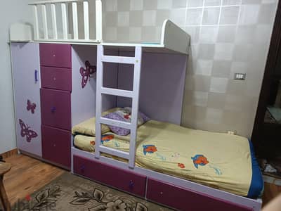 سرير بدرورين