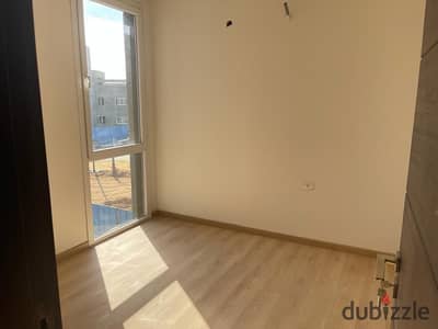 للبيع شقه ريسيل بسعر اقل من الشركه ف الشيخ زايد كمبوند كيان 90 متر بفيو مفتوح علي لاندسكيب kayan compound elsheikh zayed