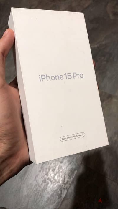 آبل - آيفون 15 برو