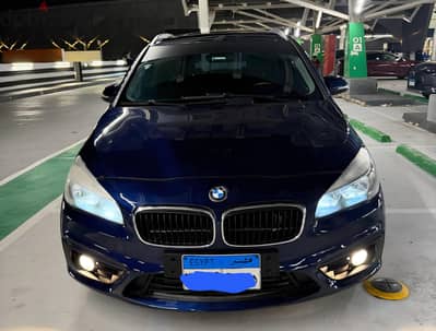 بي ام دبليو 218 i 2015