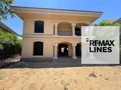 Villa for sale type G at a special price in Madinaty, minutes from Gate 1, Madinaty and the Central Park stand-alone, and close to the White Mosque and Madinaty Club