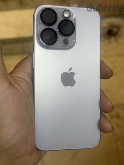 آبل - آيفون 15 برو