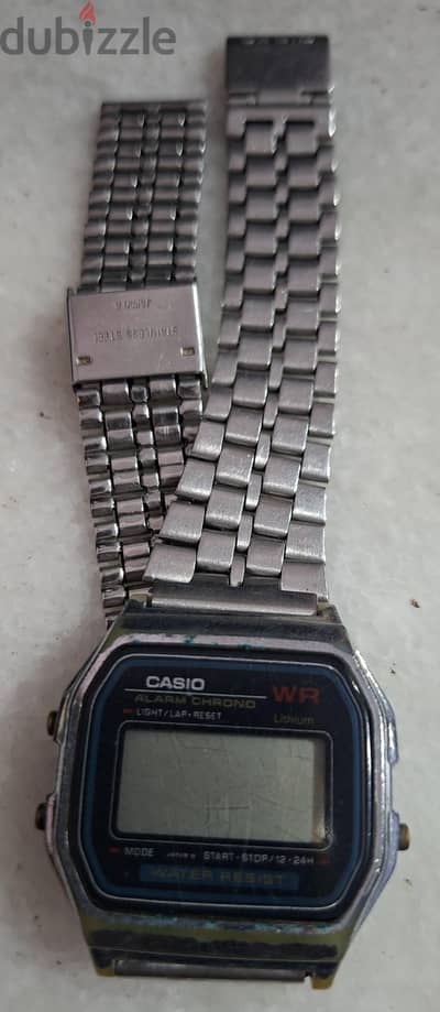 ساعة Casio  الرقمية الكلاسيكية