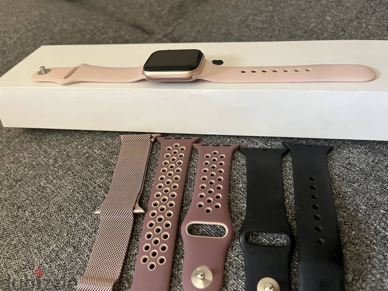 Apple watch se size 40 1
